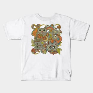 4 little owls Kids T-Shirt